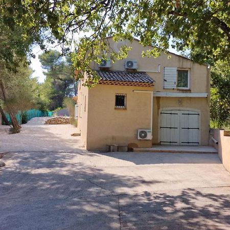Villa Au Pied De La Sainte Victoire Puyloubier Exterior foto